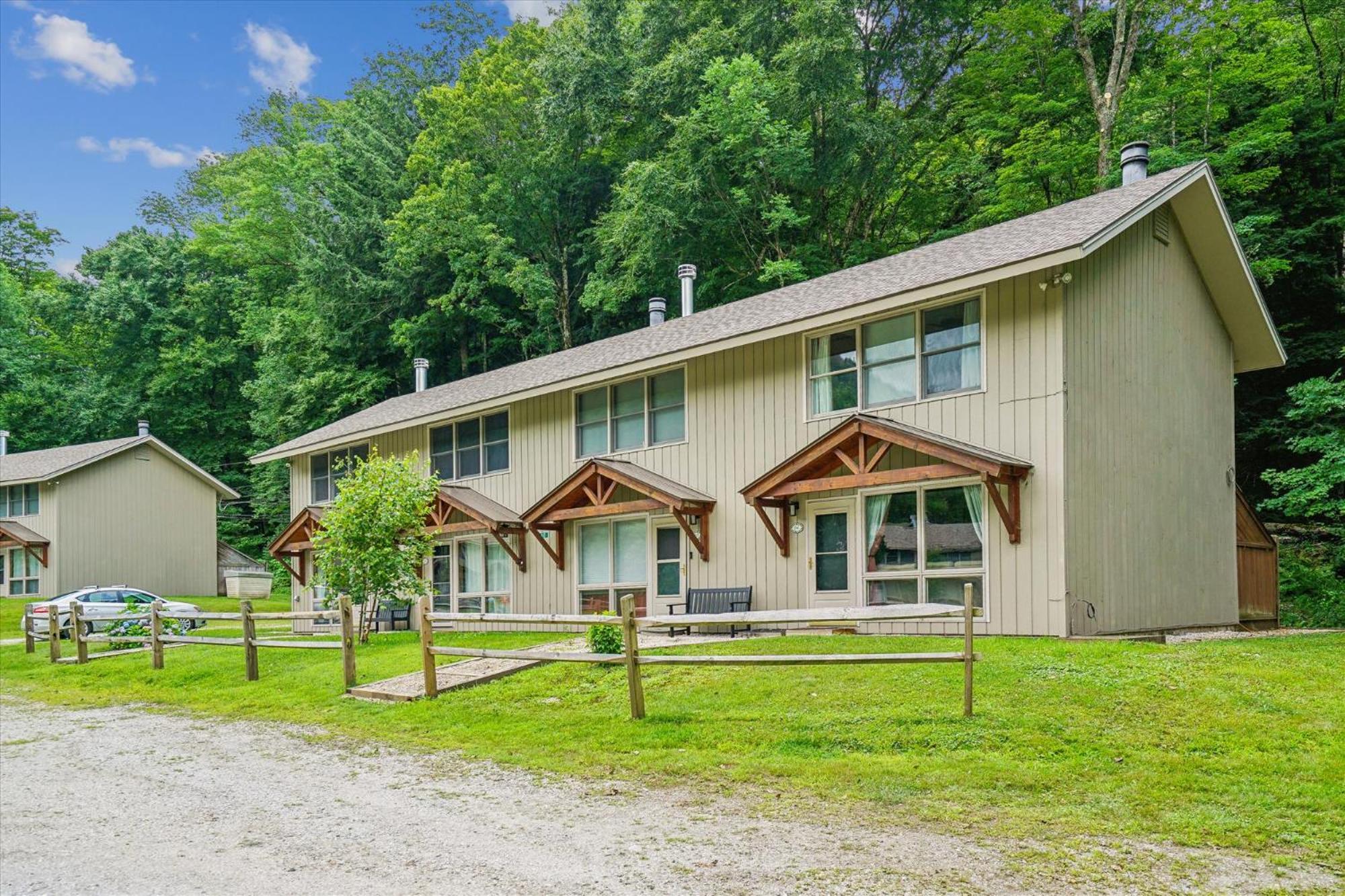 Quaint Condo 5 Minutes To The Ski Slopes Valley Park D1 Killington Kültér fotó
